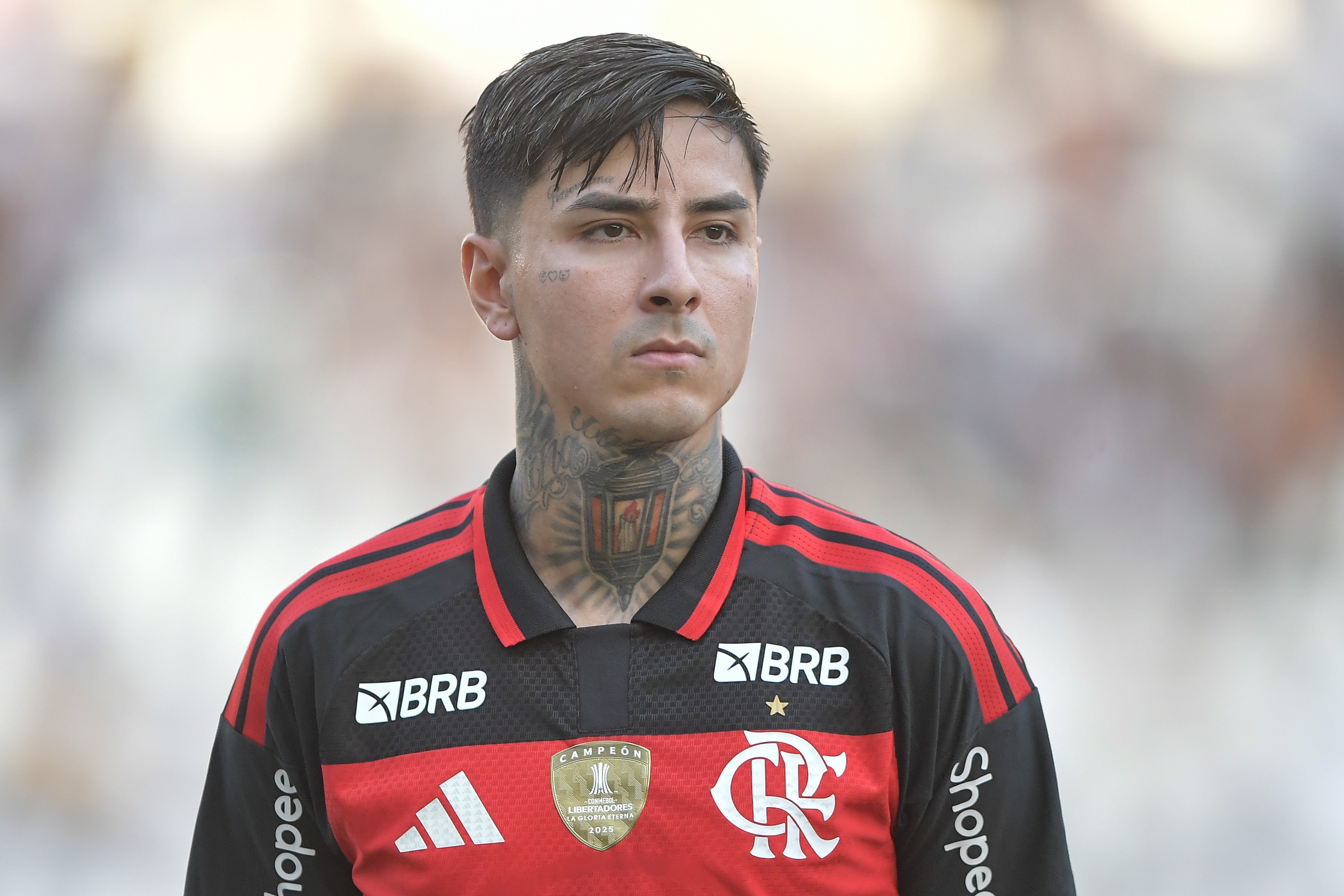 Pulgar contagia Flamengo com entrega, assume holofotes no time e aguarda detalhes por renovação