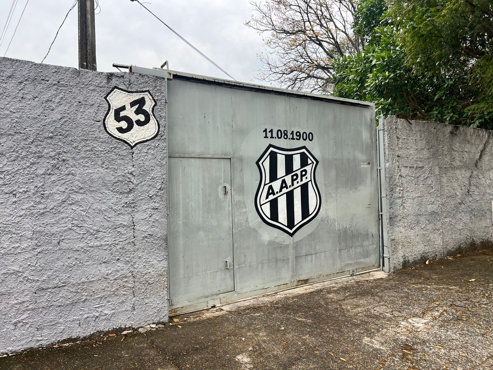 Jogadores da Ponte Preta durante treino no CT do Jardim Eulina
