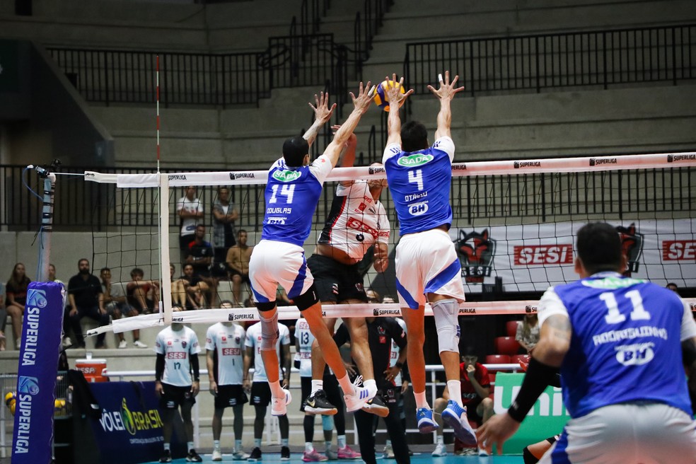 Sesi-Bauru x Cruzeiro, Superliga Masculina — Foto: Felipe Wiira/Sesi-SP