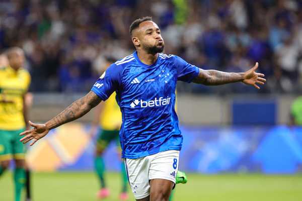 Cruzeiro: Atacante Rafa Silva Inicia Etapa de Preparação Física.