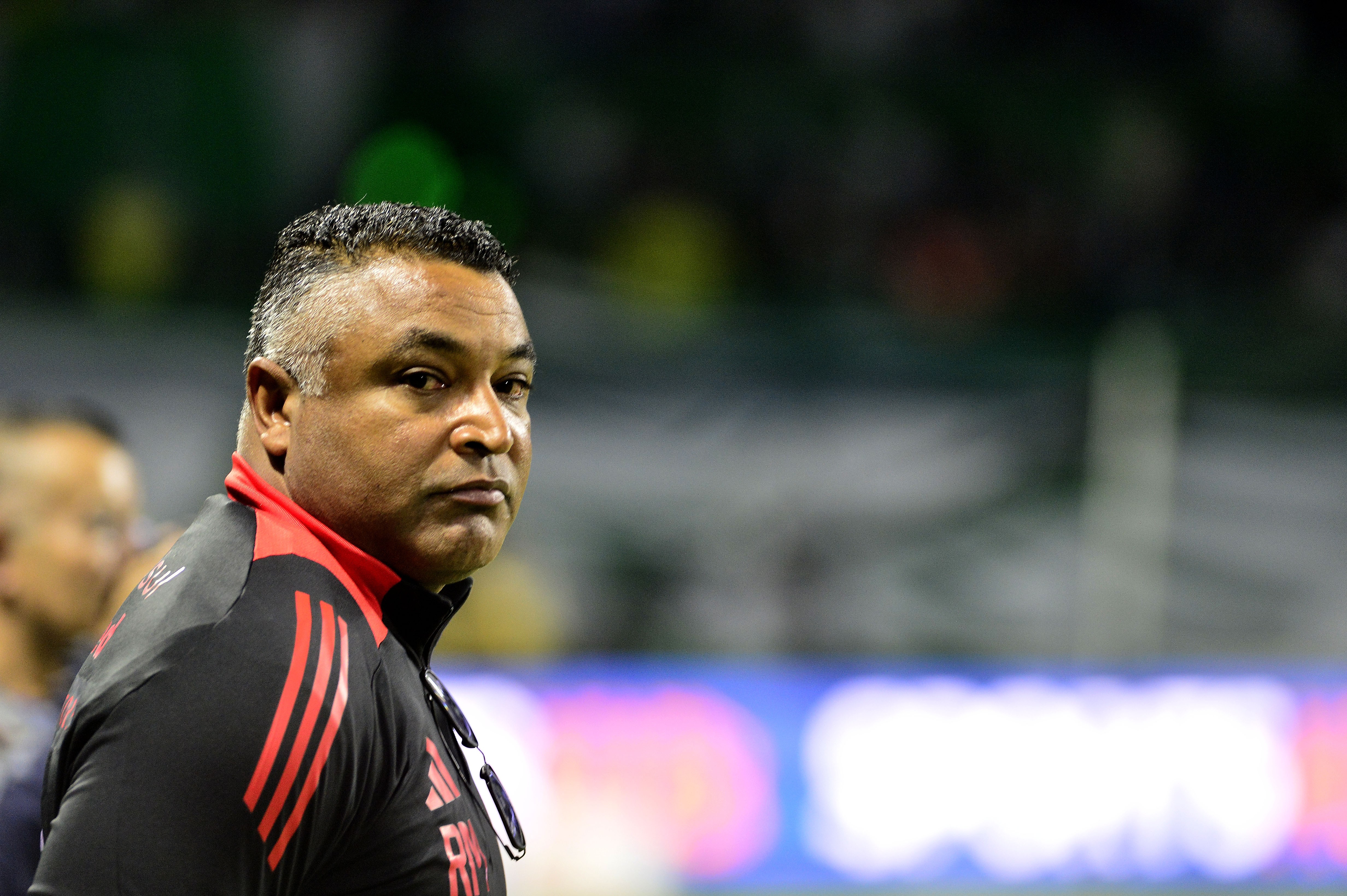 Vice cobra postura de grupo e banca Roger para o Gre-Nal
