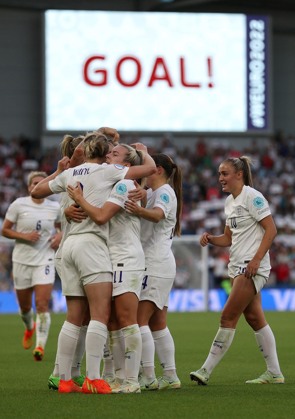 França fecha com goleada o primeiro dia do futebol feminino nos
