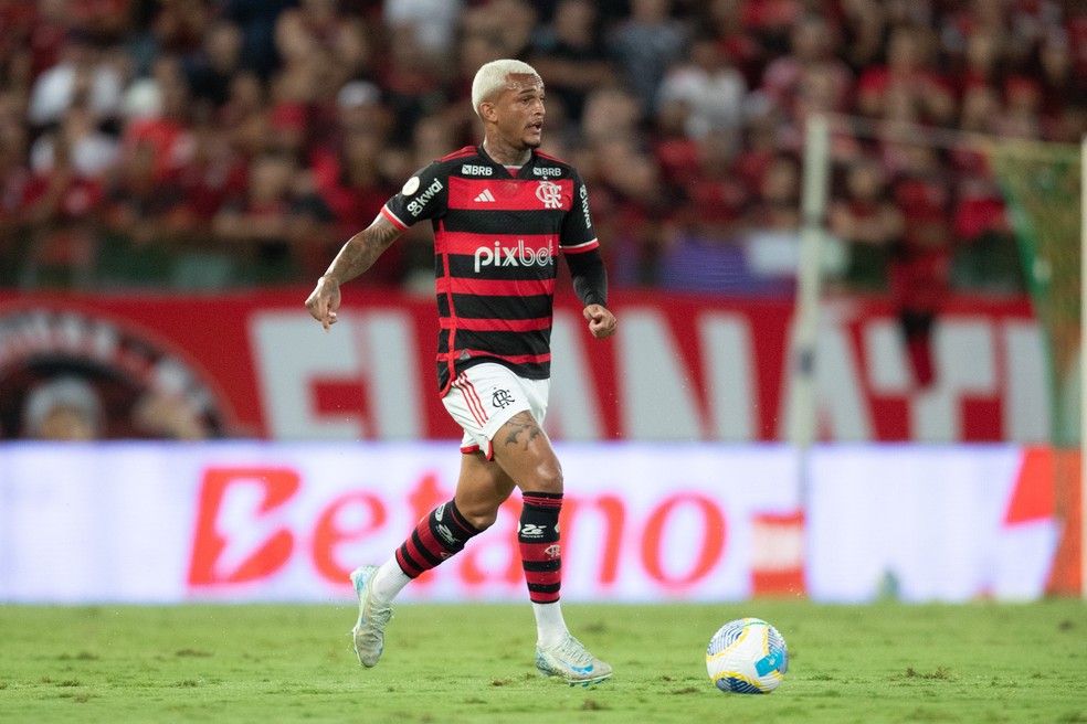 MENGÃO MOVIMENTA O MERCADO! Desempenho de jogador chama atenção e pode render grande negociação!