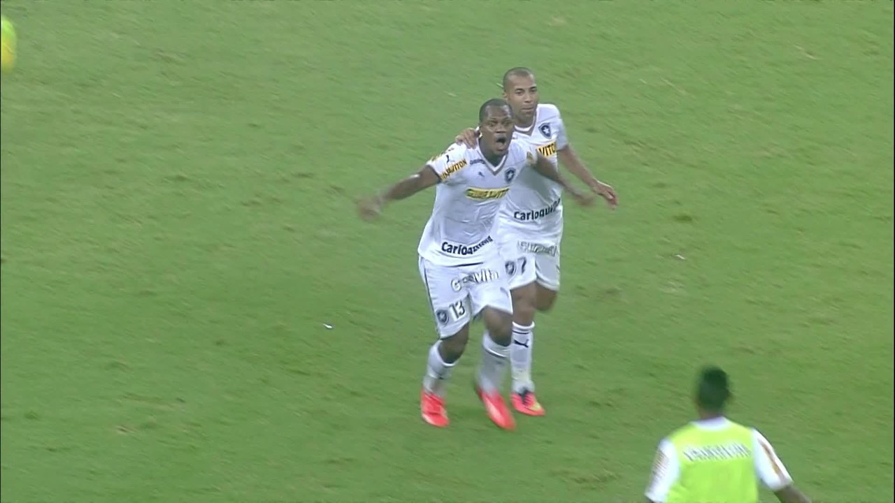 Veja gol da classificação do Botafogo marcado pelo zagueiro André Bahia