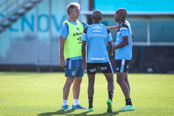 Gremio announces its participation in the Sao Paulo Cup with five young men who made their first appearance in the Brazilian championship  Association
