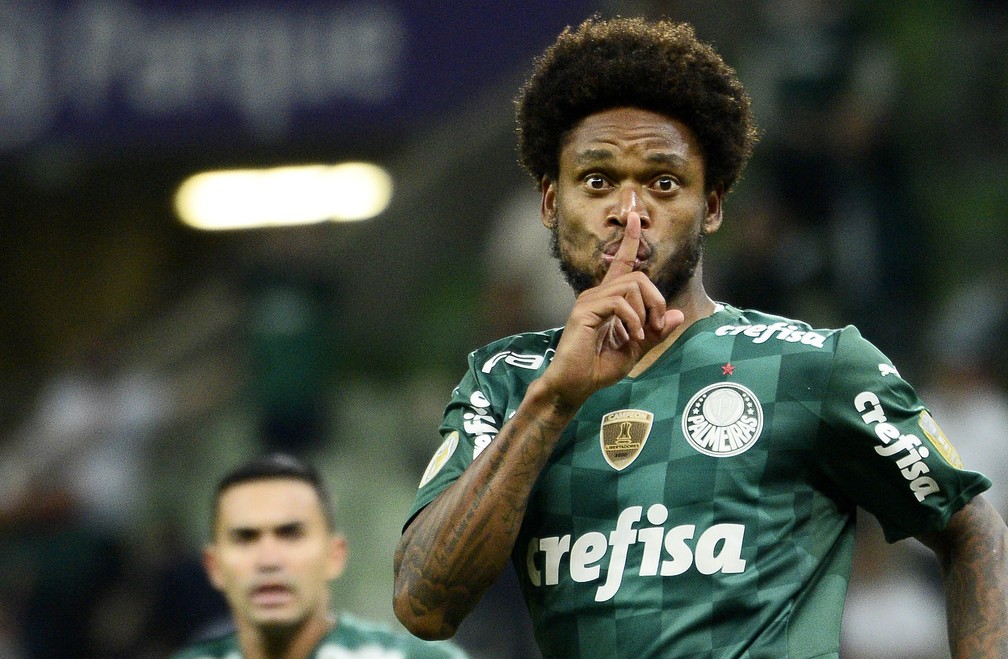 Em completo silêncio, Palmeiras iguala jejum de 2021 no Brasileirão