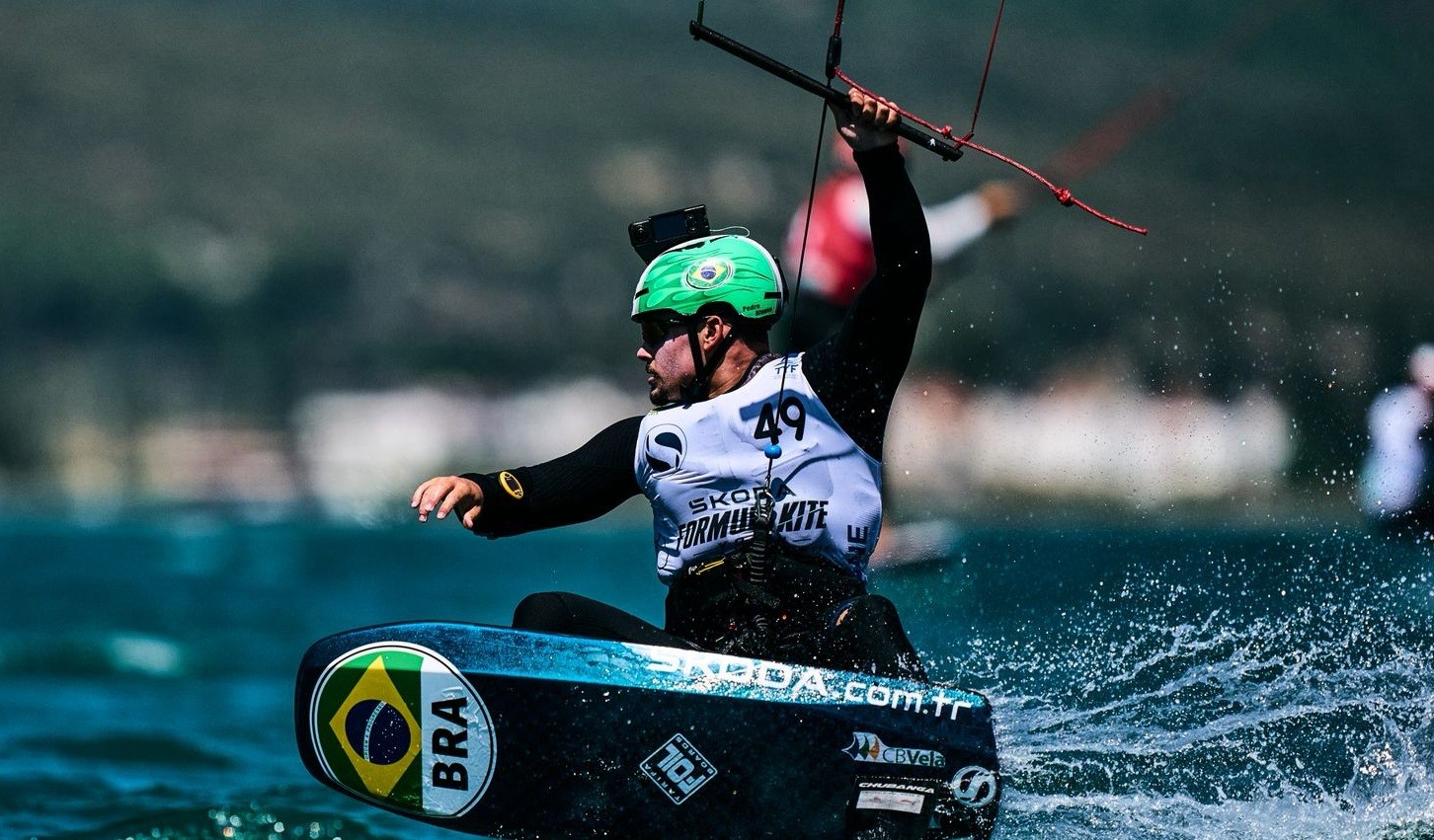 Lucas Fonseca disputa o Campeonato Europeu de Fórmula Kite