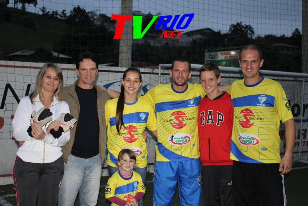 Nicole e Nicolas na Escolinha Fortaleza — Foto: Arquivo Pessoal