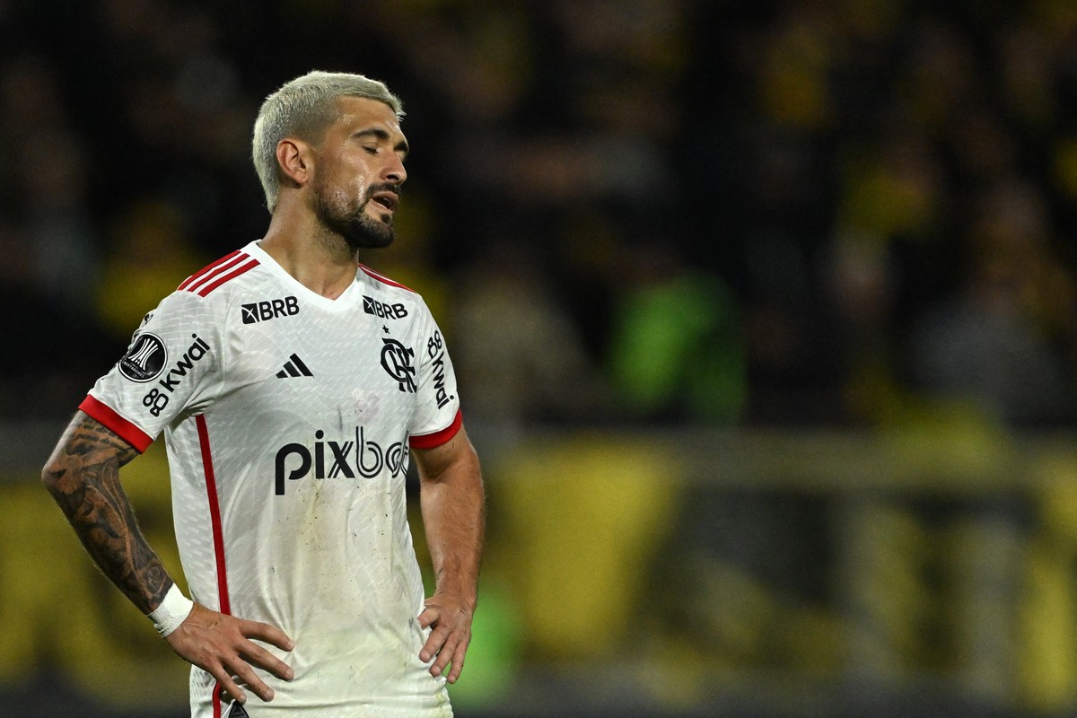 Eliminação precoce na Libertadores 2024: cenário padrão do Flamengo no torneio.