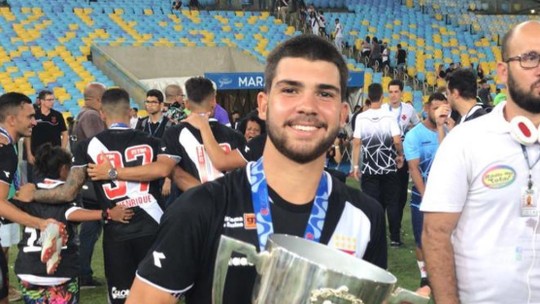 Ex-Vasco concilia carreira de jogador com mercado financeiro: "Futebol não é para sempre" - Foto: (Arquivo Pessoal)