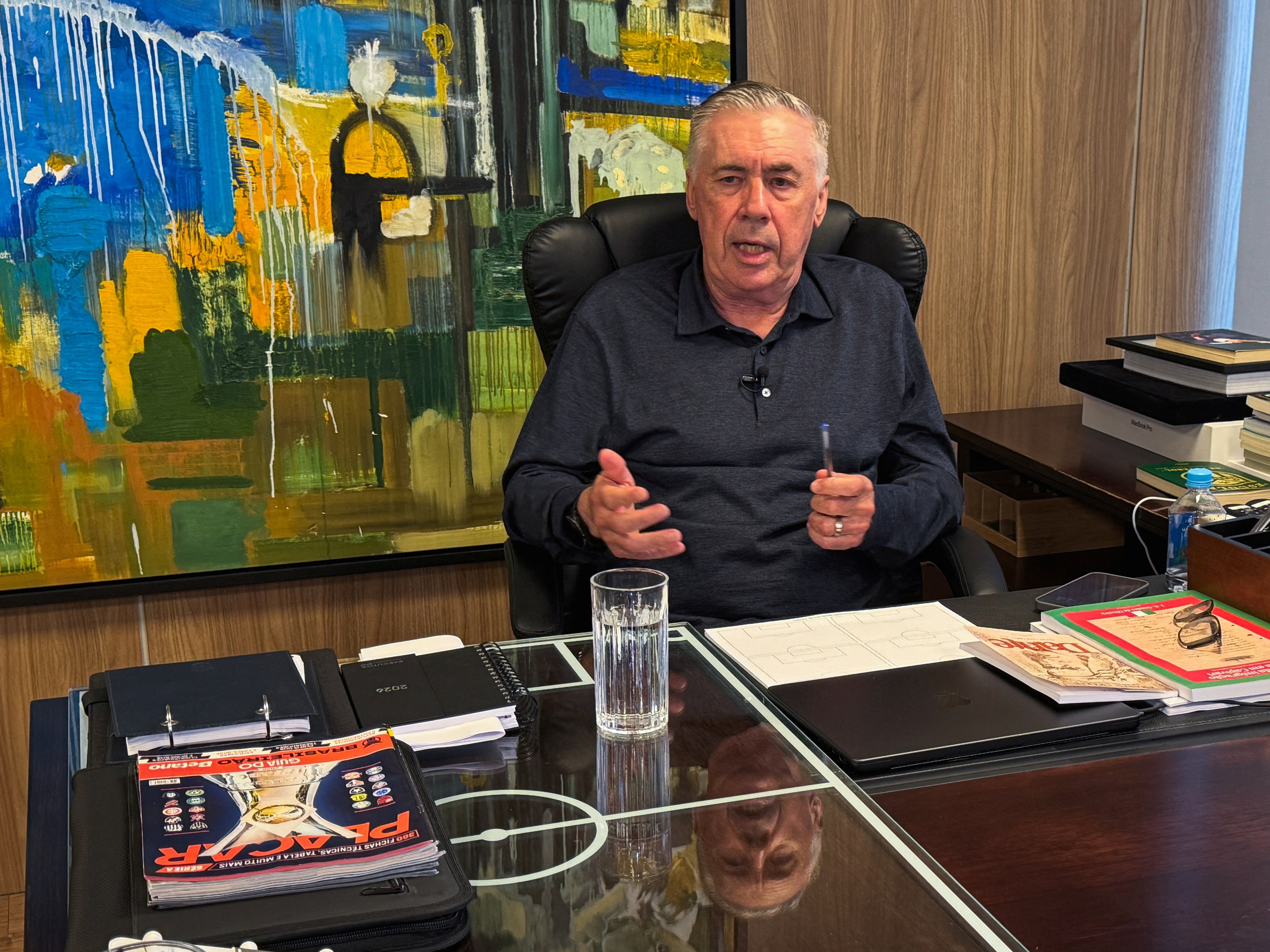 Ancelotti diz que Neymar "melhorou muito" e comenta pedidos de convocação: "É muito amado"