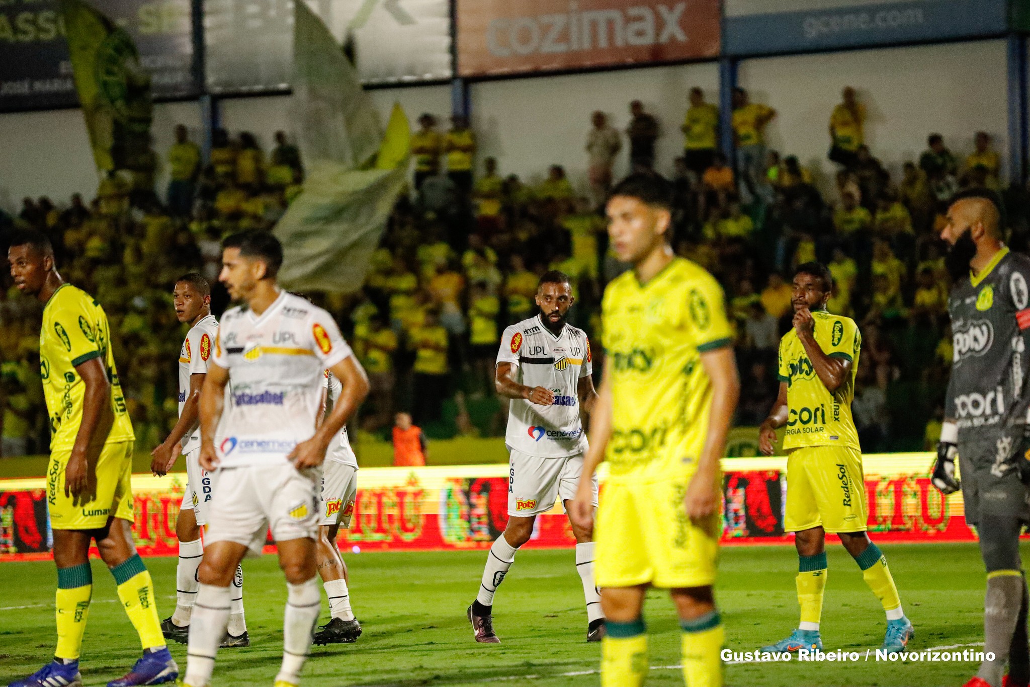 Dupla do interior de SP fica a um ponto da Série A e bate na trave por ...
