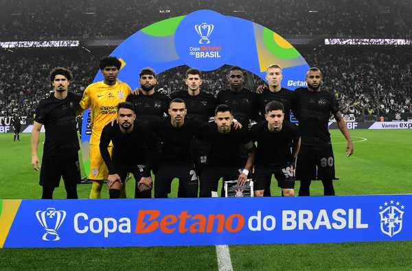 DESFALQUE CERTO! Raniele é expulso e desfalca Corinthians no jogo de volta