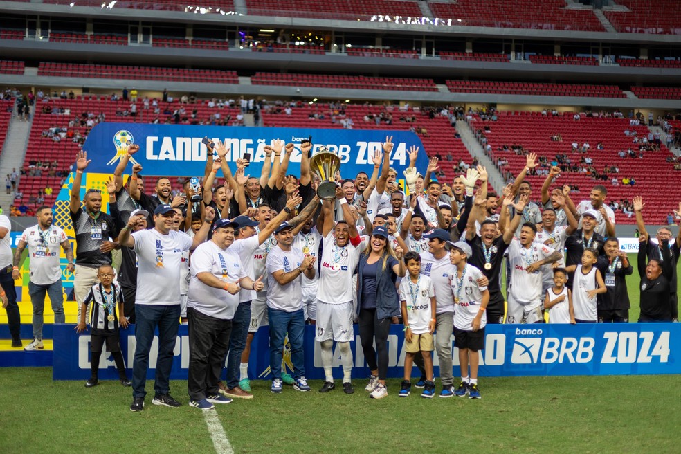 Ceil�ndia voltou a conquistar o Candang�o depois de jejum de 12 anos � Foto: Lucas Magalh�es