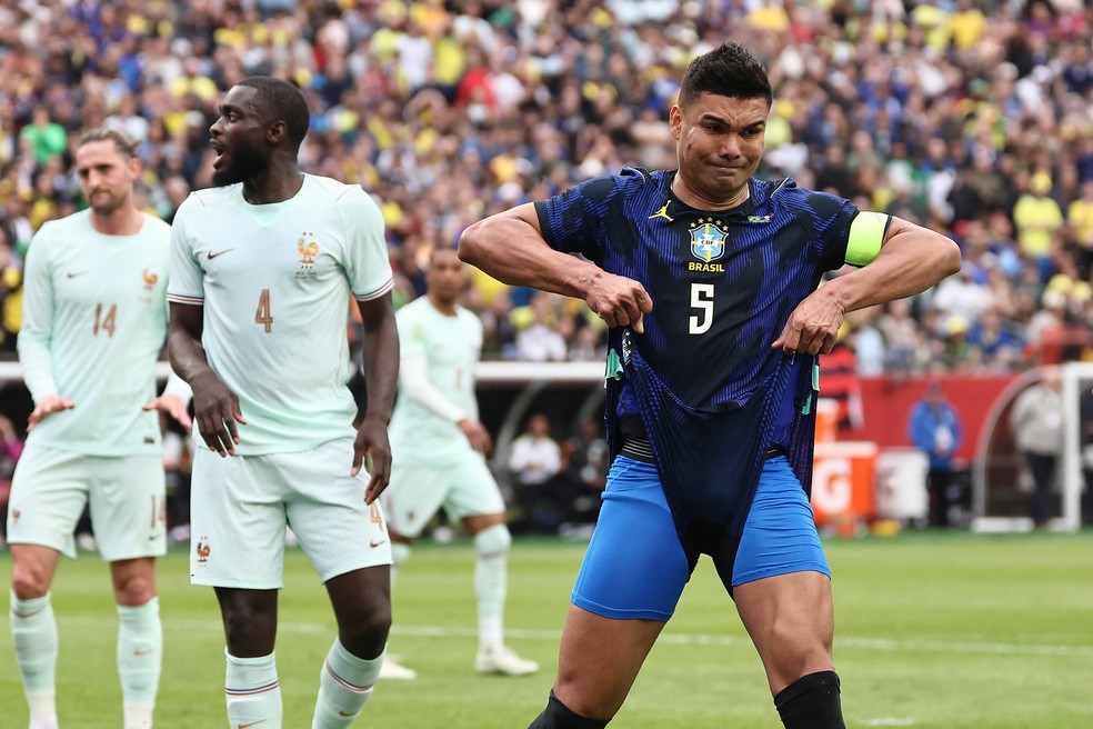 Casemiro Brasil x França seleção brasileira — Foto: Winslow Townson-Imagn Images