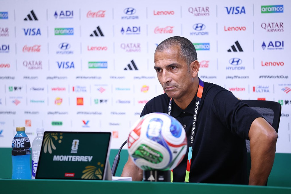 Sabri Lamouchi treinador da Tunísia — Foto: Hector Vivas - FIFA/FIFA via Getty Images