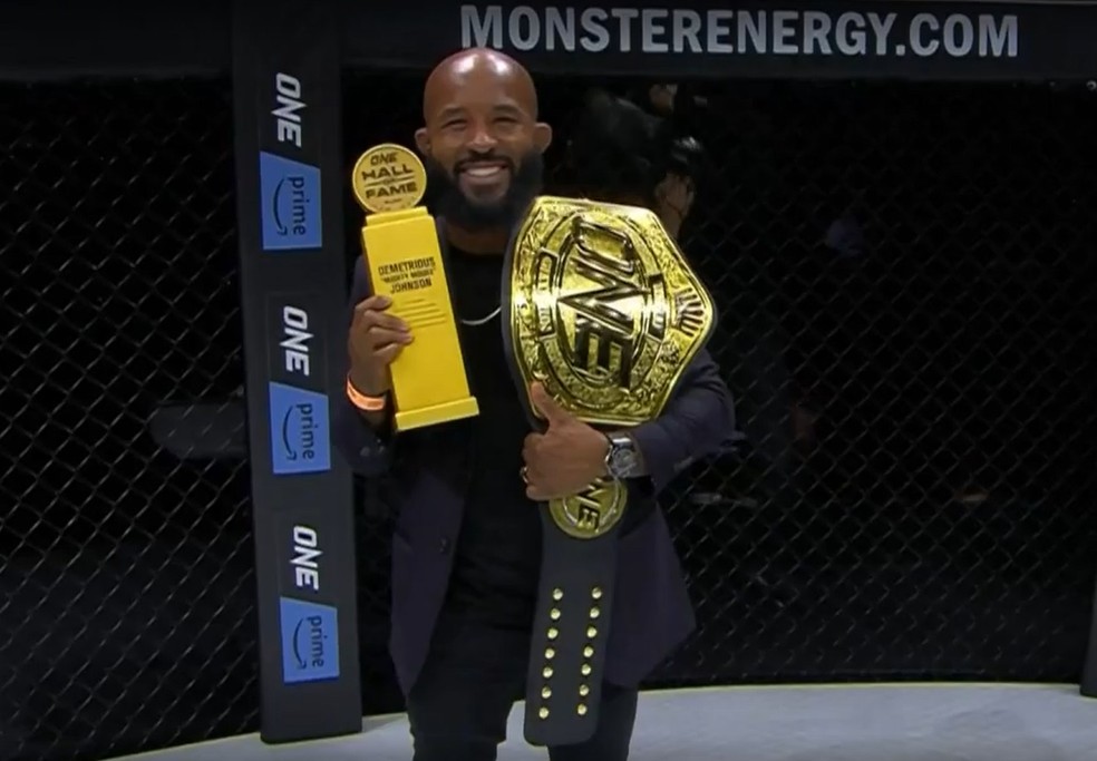 ONE 168 Demetrious Johnson anuncia aposentadoria do MMA — Foto: Reprodução/Combate