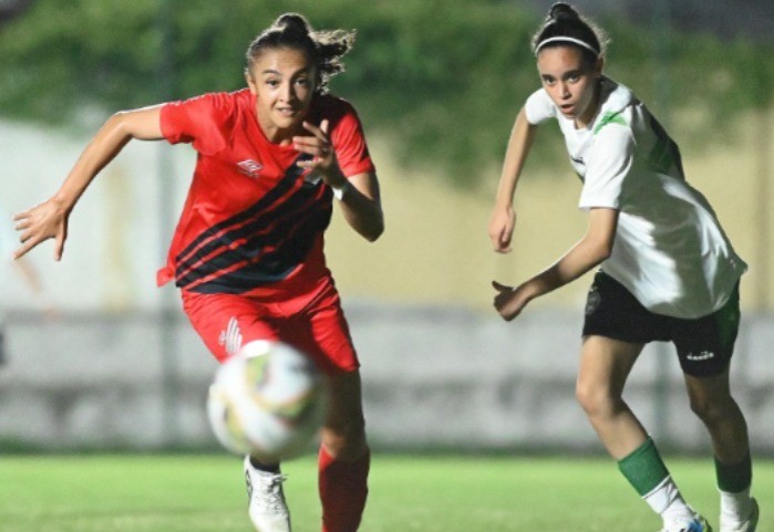 Athletico x Coritiba pela final do Paranaense feminino: onde assistir, horário e escalações