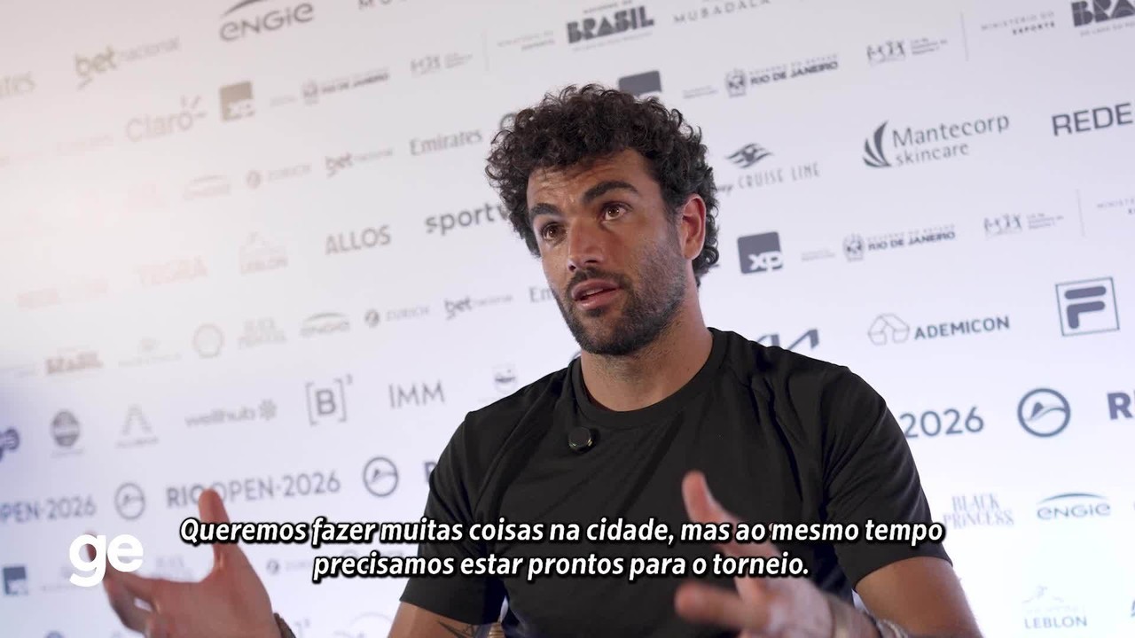 Ancelotti curte Sapucaí ao lado de Matteo Berrettini, destaque do Rio Open