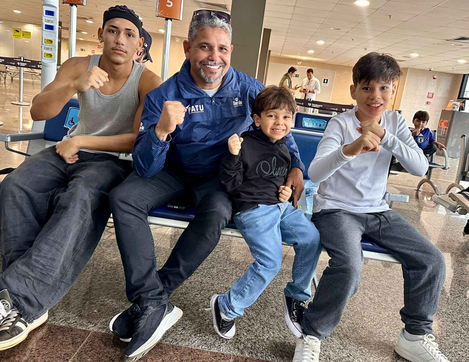 Atletas acreanos chegam em São Paulo para disputa da 18ª Copa América de Taekwondo