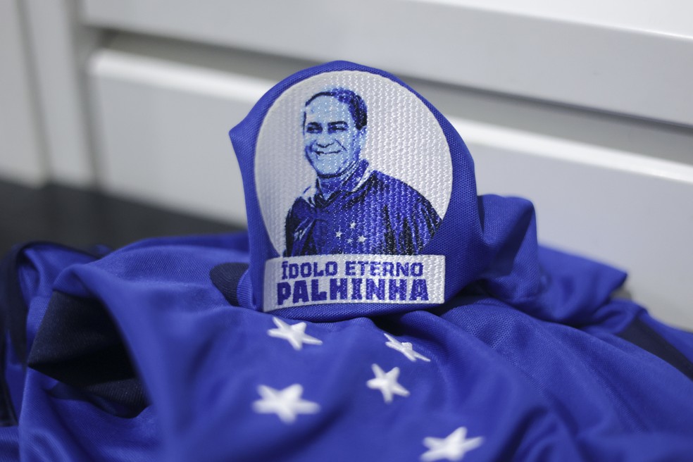 Cruzeiro vai usar patch na camisa em homenagem a Palhinha, que faleceu na semana passada — Foto: Staff Images