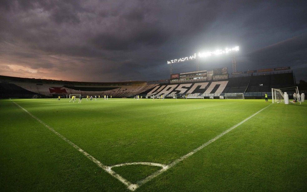 Jogando em São Januário, Vasco vence o Vila Nova pelo Campeonato Brasileiro  – Vasco da Gama