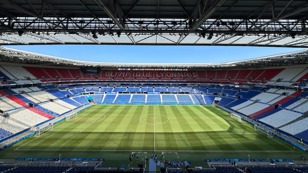 Lyon enfrenta sérios problemas financeiros e sofre cobrança de órgão fiscalizador do futebol francês — Foto: Reprodução / X