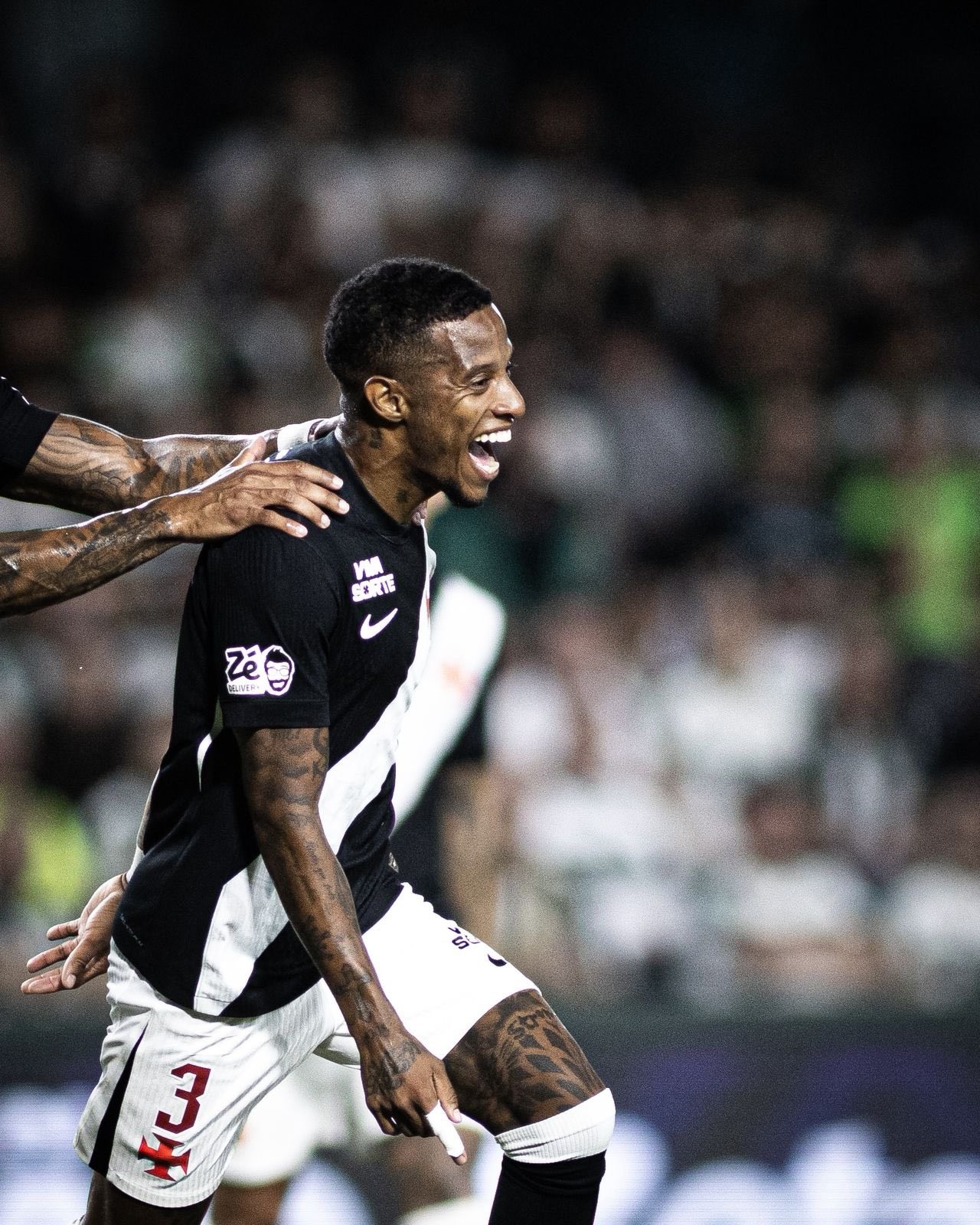 Volantes assumem protagonismo ofensivo no Vasco com Renato Gaúcho | Ge