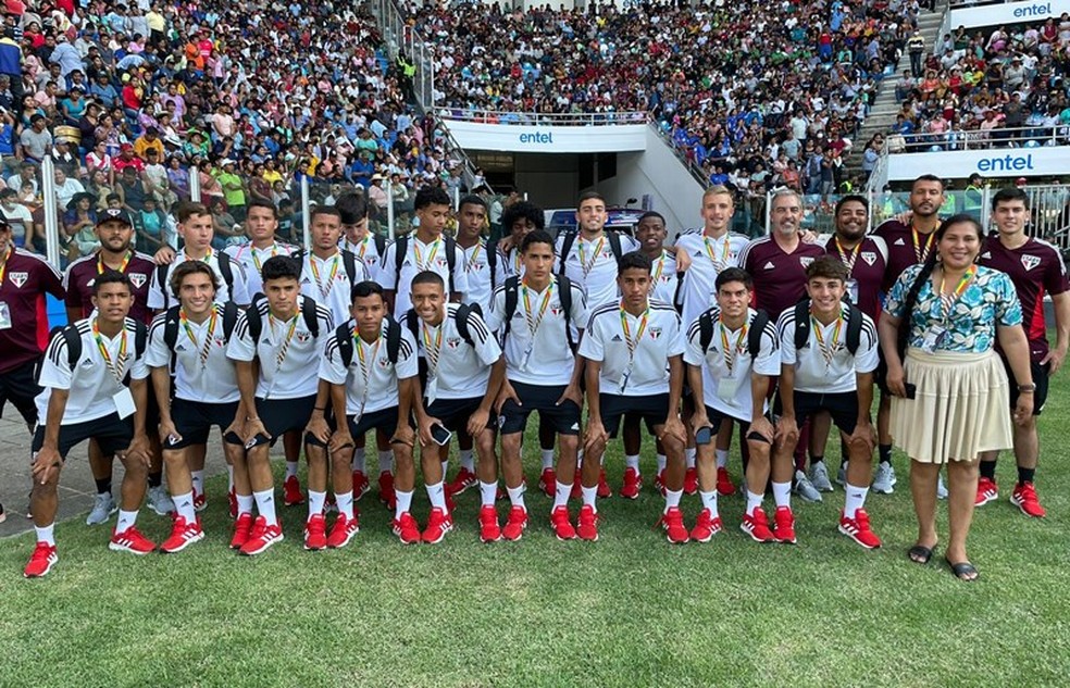 São-paulinas Sub-16 representam estado no Torneio de Desenvolvimento de  Futebol