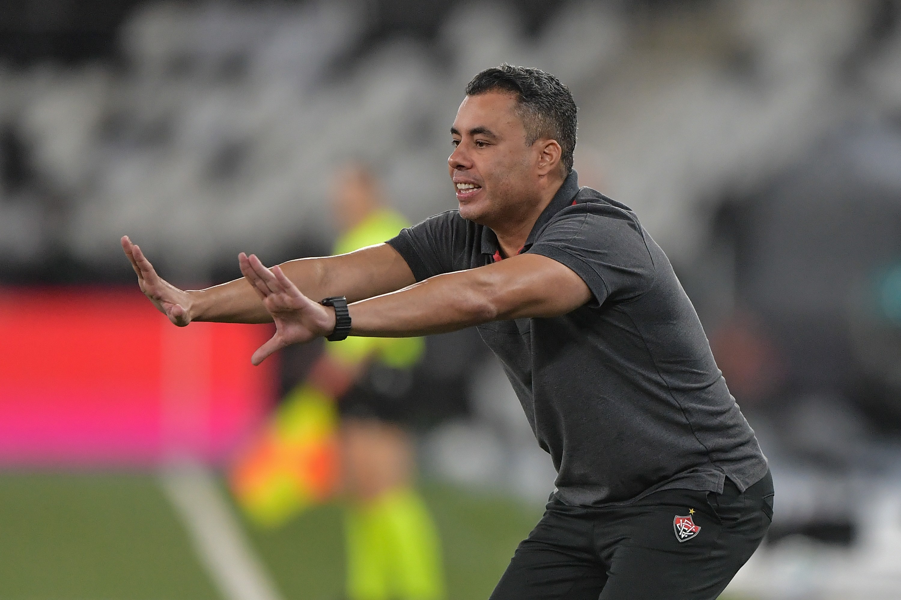 Jair Ventura exalta Lucas Arcanjo após Botafogo x Vitória: "Um dos melhores goleiros do Brasil"