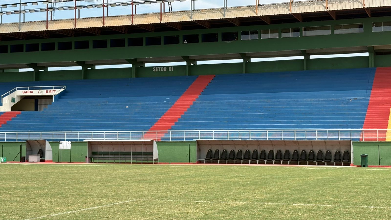 Finais da Copa Rio Branco Sub-11 e do Acreano Sub-13 terão torcidas separadas por setor no Tonicão