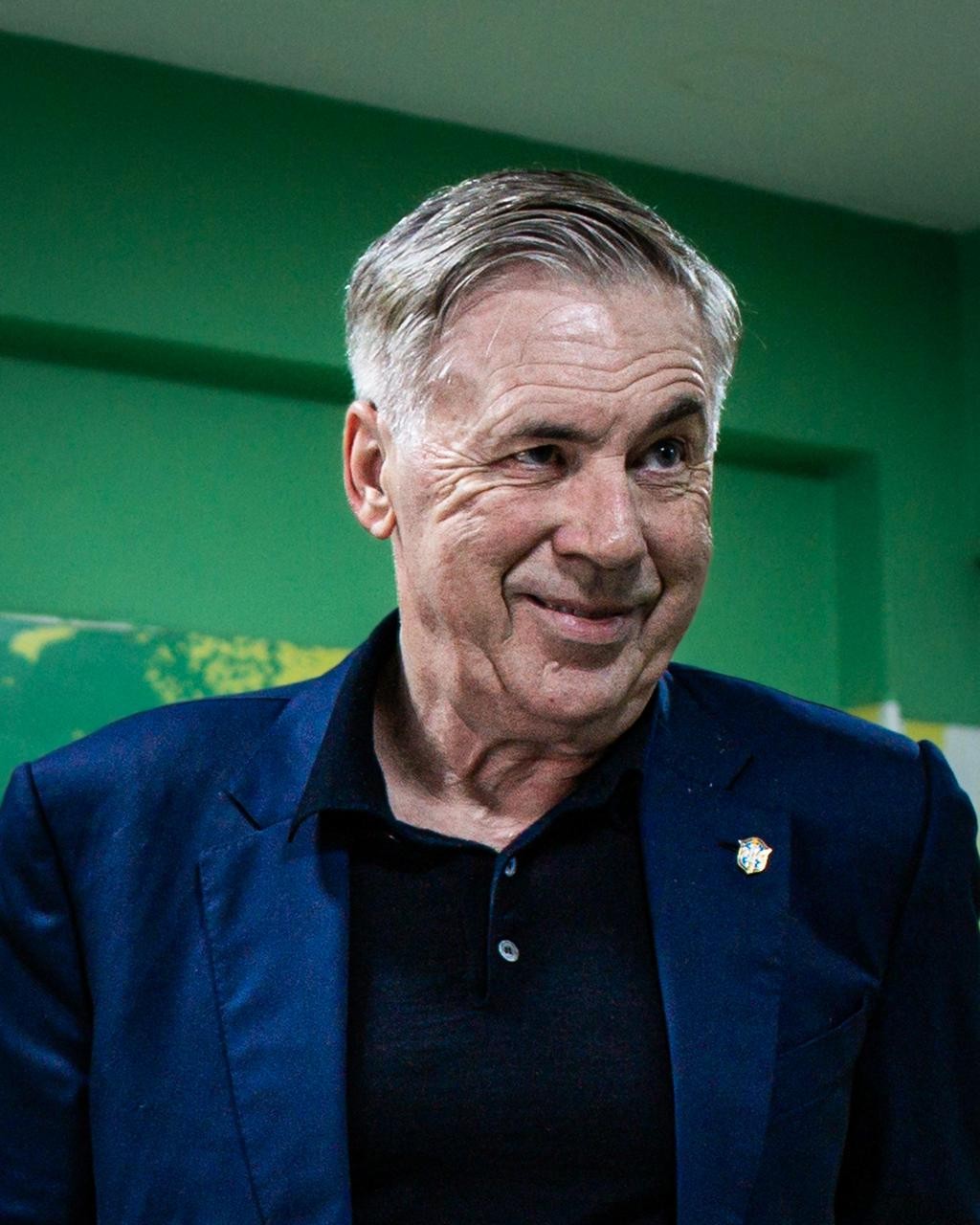 Carlo Ancelotti irá ao jogo entre Athletico-PR x Flamengo na véspera de convocação para Copa