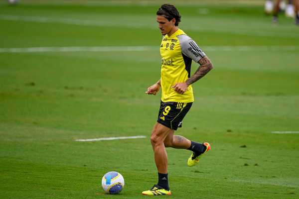 Escalação do Flamengo: Retorno de Titulares Frente ao Botafogo no Clássico Rubro-Negro