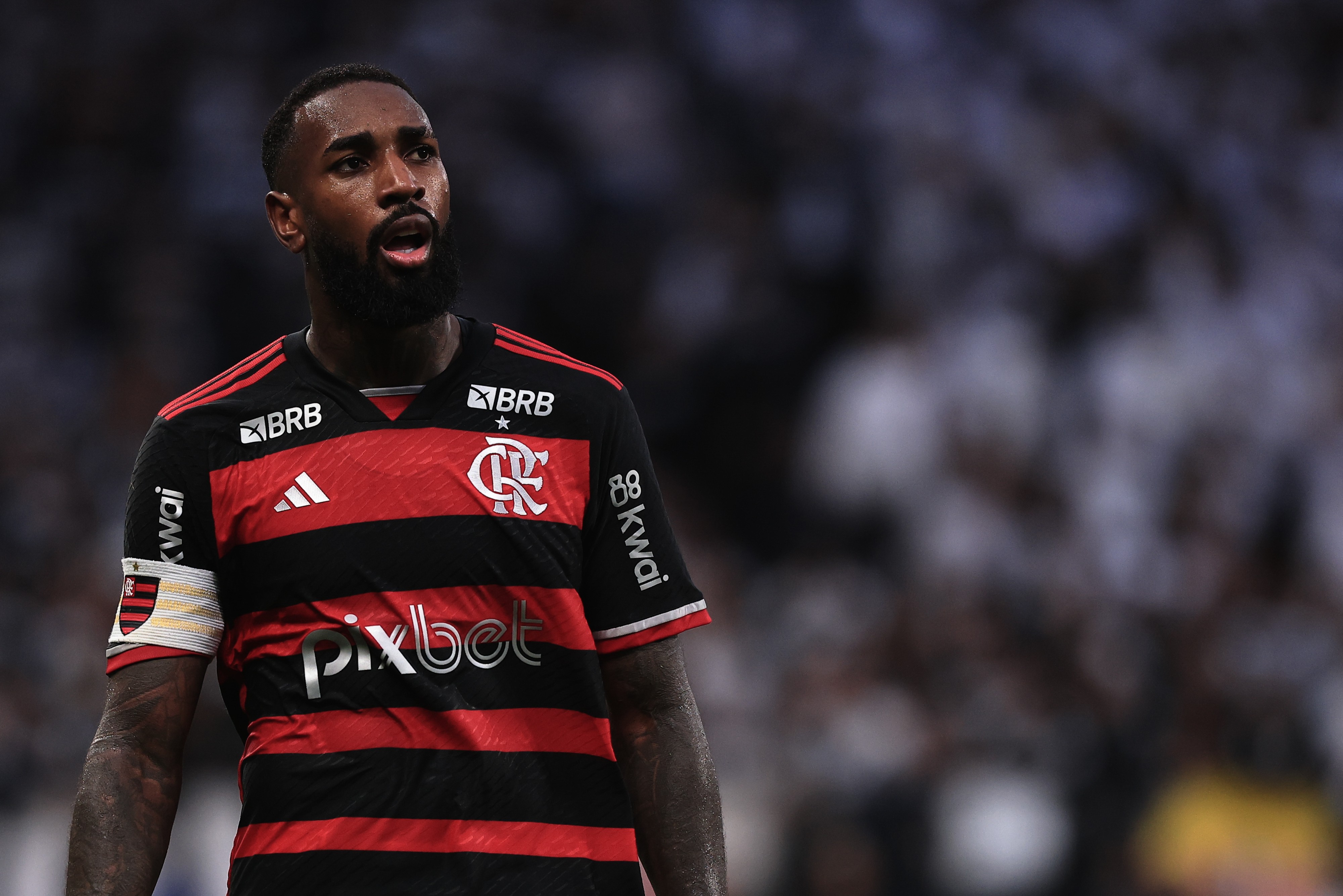 Zenit faz proposta para contratar Gerson, do Flamengo