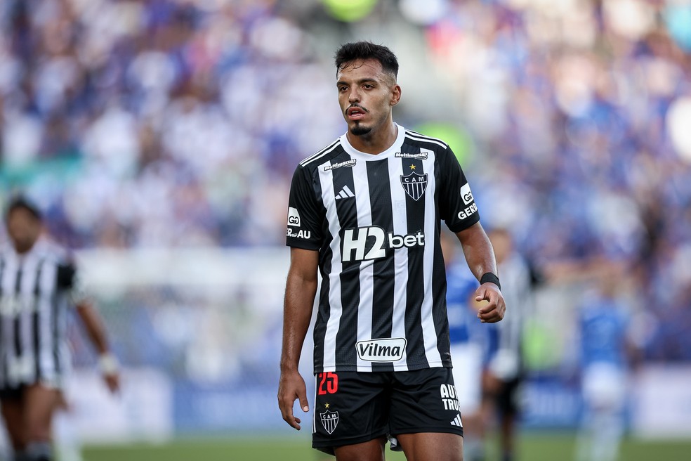 Gabriel Menino em estreia pelo Atlético-MG. — Foto: Pedro Souza / Atlético