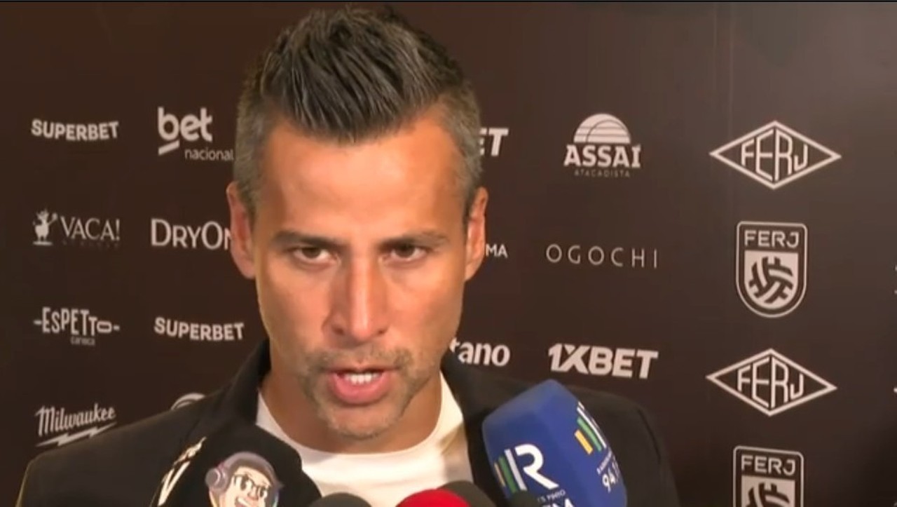 Fábio destaca aprendizado do vice-campeonato e reforços para desafios do Fluminense