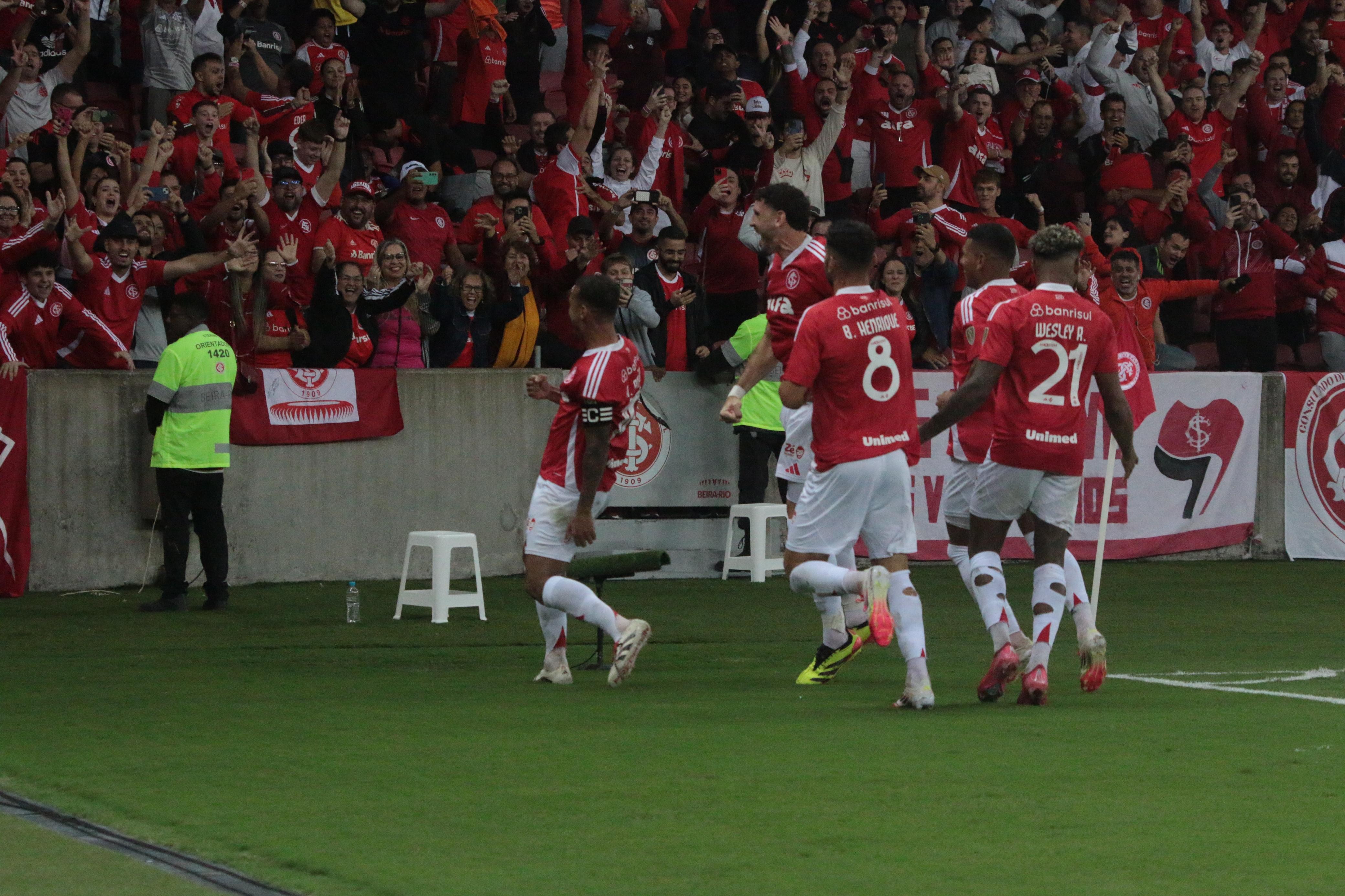 Inter tem resultado excepcional em noite de atuação irregular 