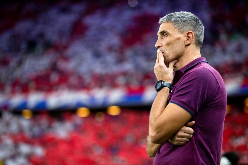 Juan Pablo Vojvoda na derrota do Fortaleza para o Corinthians, pela partida de ida da Sul-Americana — Foto: Thiago Gadelha / AFP