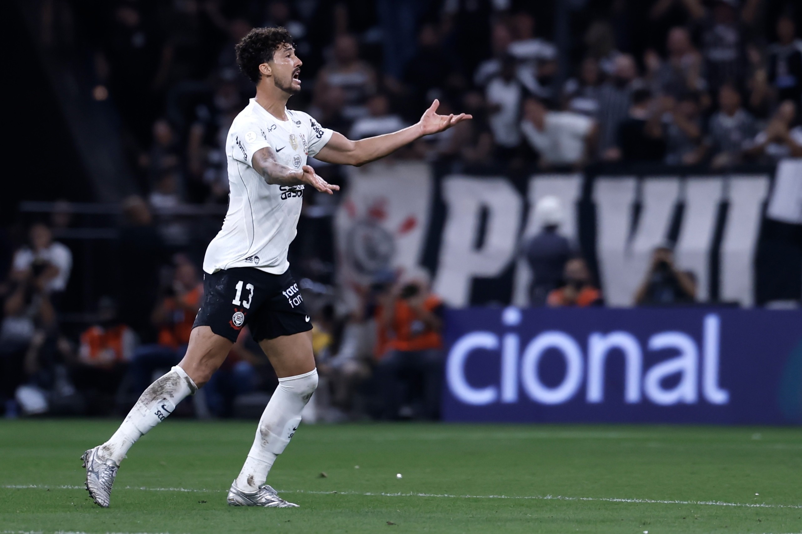Gustavo Henrique se pronuncia sobre a eliminação do Corinthians na Copa do Brasil: 
