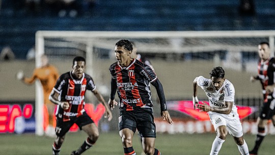 Vitória contra Santos deu início à sequência invicta do Botafogo-SP no 1º turno; relembre