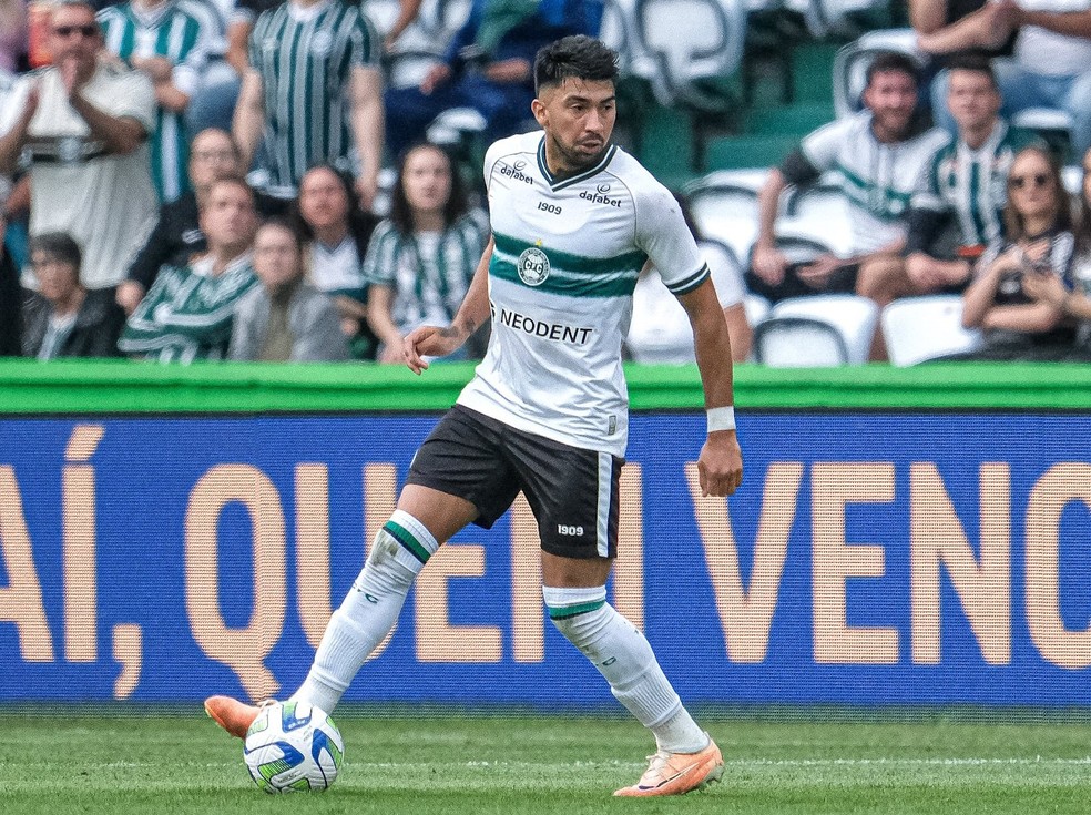 Marcelino Moreno, 10 do Coritiba — Foto: Gabriel Thá/ Coritiba