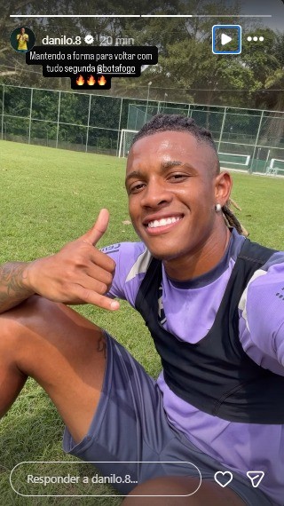 Danilo treina em folga e projeta retorno ao Botafogo para próxima semana