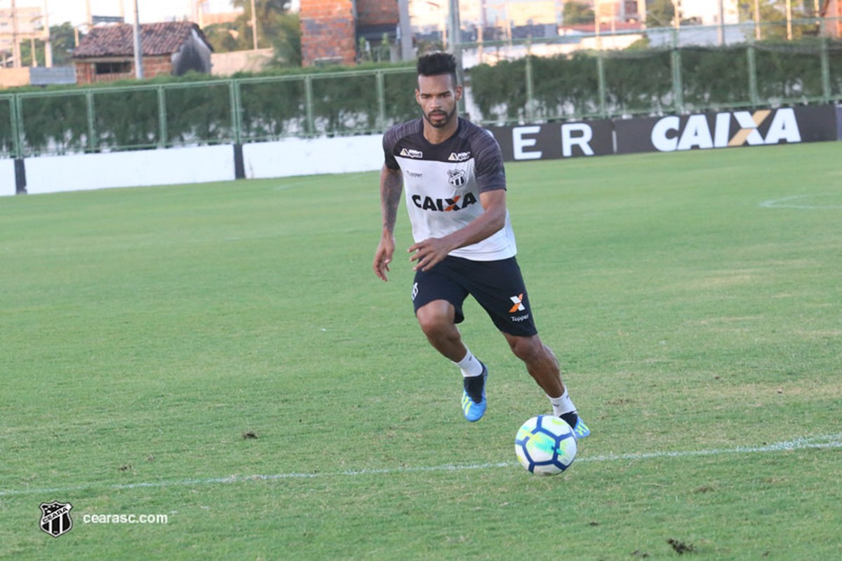 Valdo espera Ceará ligado para buscar pontos contra o Grêmio fora de ...