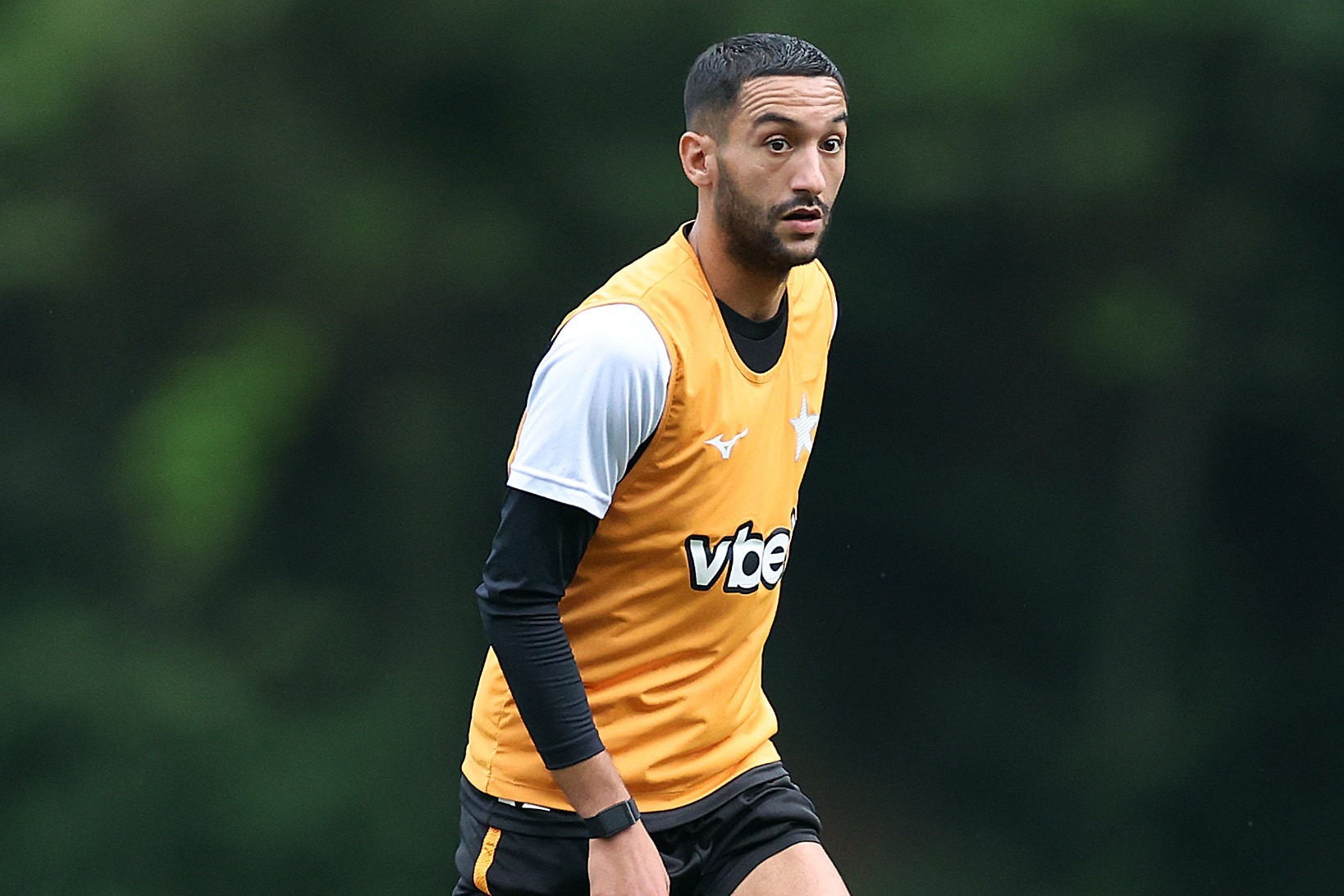 Botafogo vai a Haia por documentos e regulariza Ziyech em corrida contra o tempo
