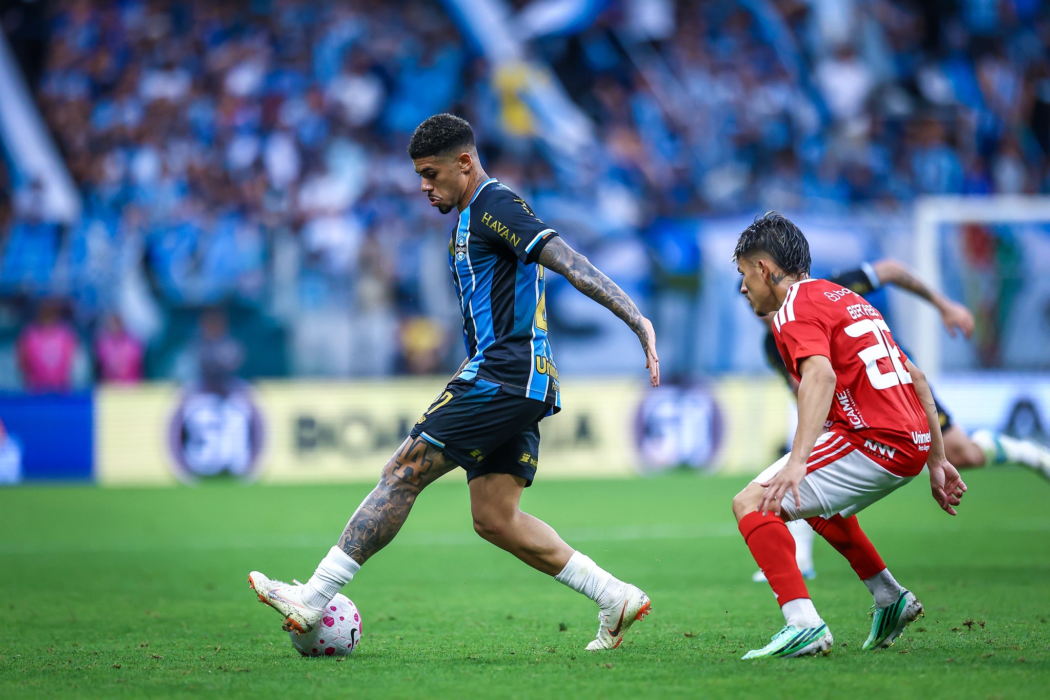 CBF reconhece erro de arbitragem contra o Grêmio no Gre-Nal; veja o lance