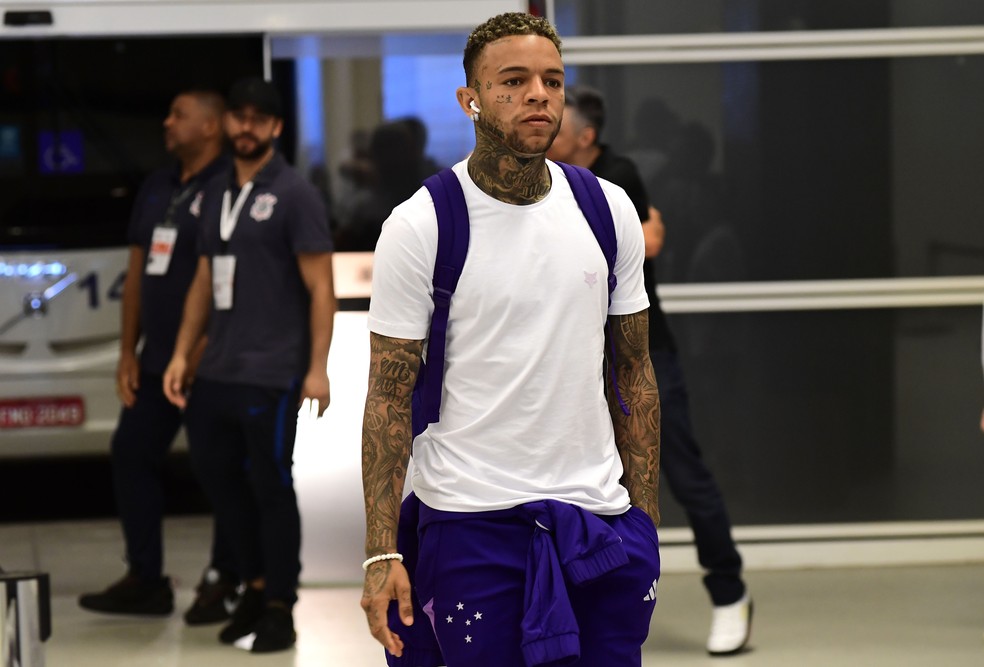 Rafael Bilu deixa o Cruzeiro após 11 jogos — Foto: Marcos Ribolli