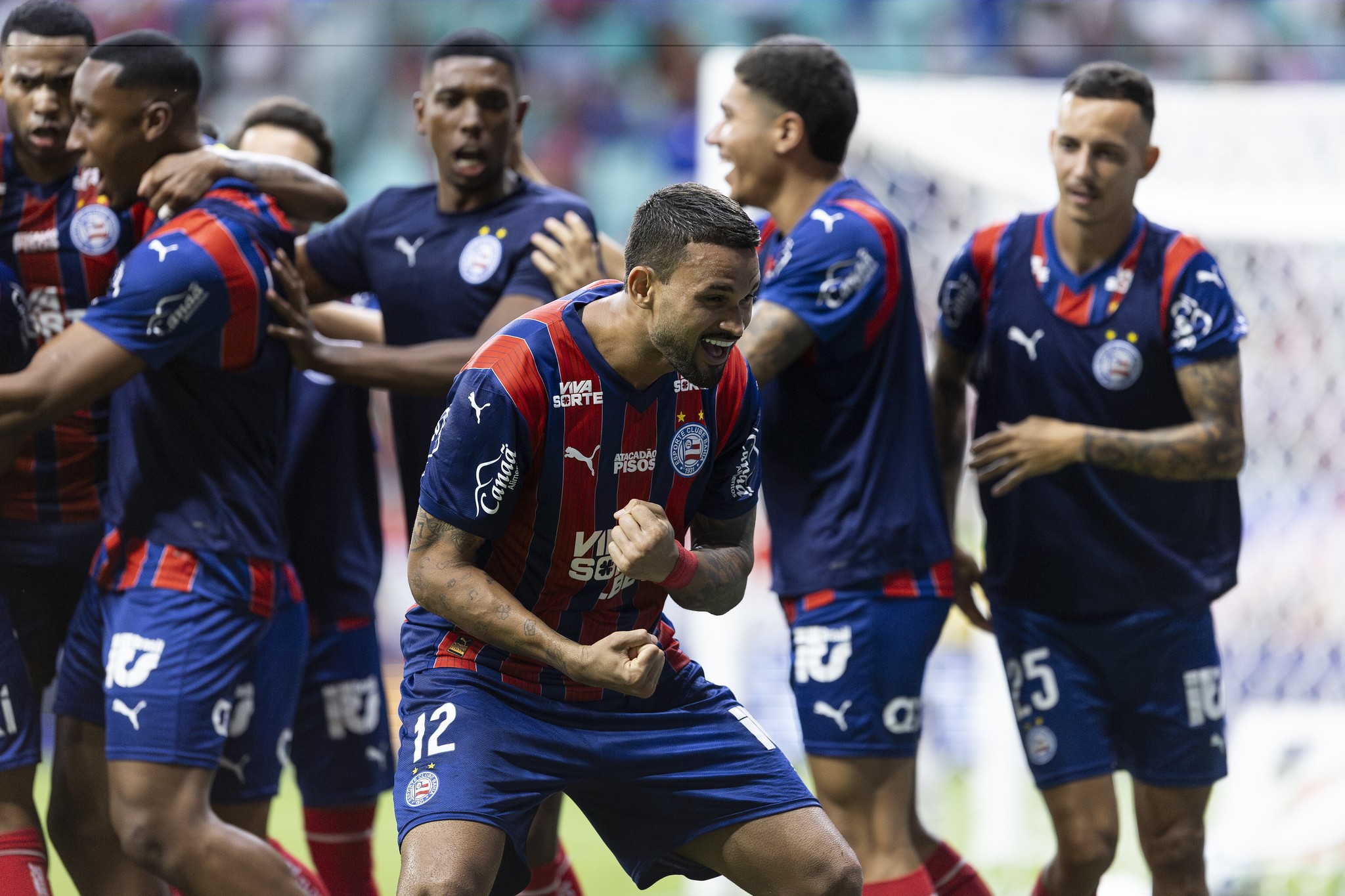 Willian José crava gol e se iguala a Brocador na Arena Fonte Nova