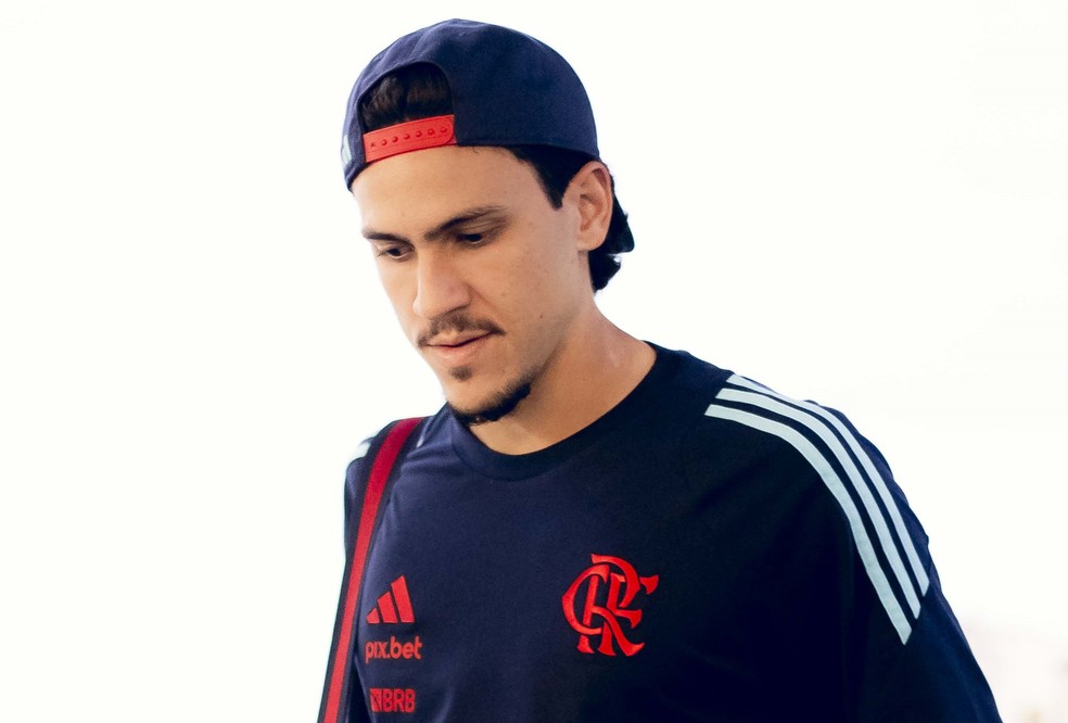 Pedro está fora do jogo contra o São Paulo — Foto: Adriano Fontes/Flamengo