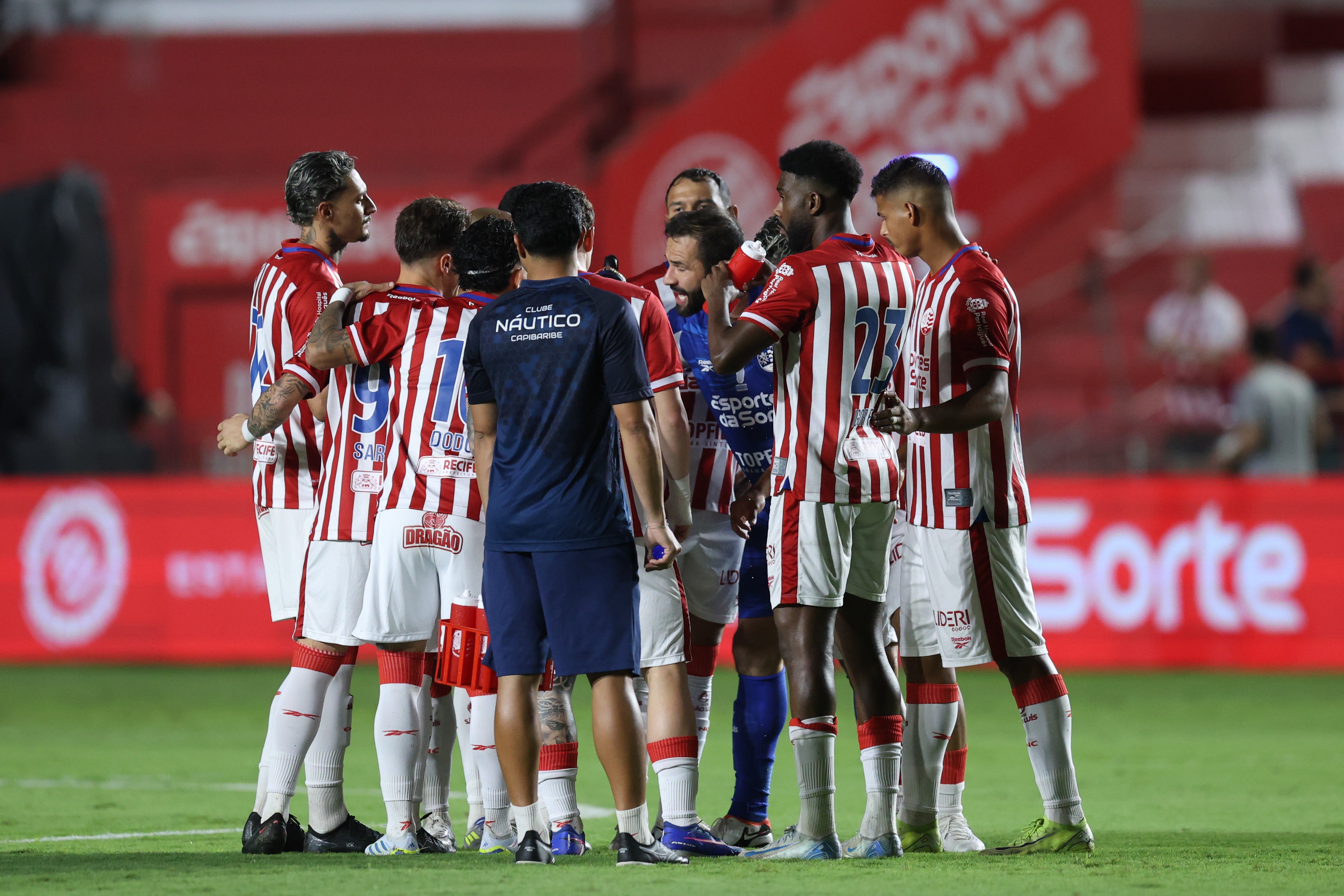 Náutico quita salários e busca fugir da zona de rebaixamento em jogo crucial