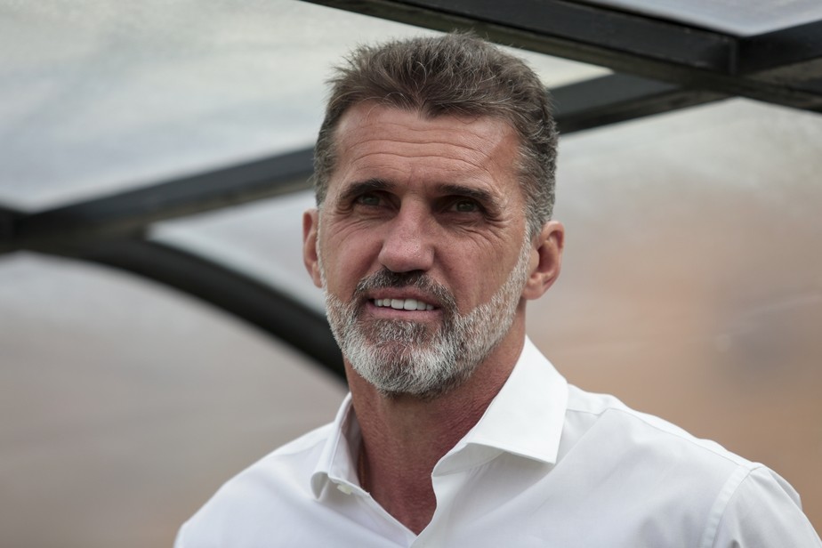 Quem era o técnico do Galo 2011?